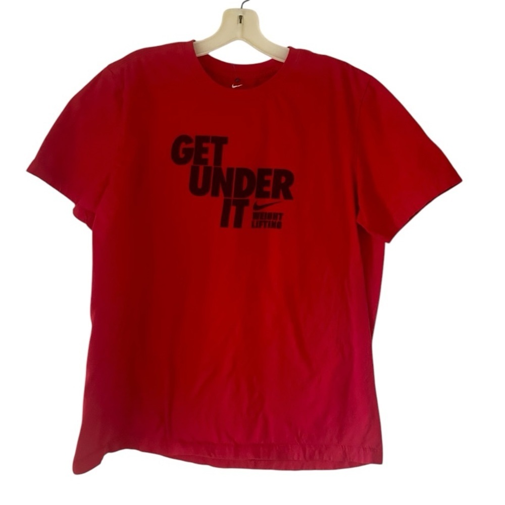 The NIKE TEE Men’s Shirt 👕 Short Sleeve Red& Black Size L